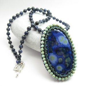 Cabochon necklace on Sodalite